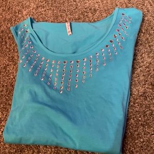 Dila tank top 2X. Last call $5.00